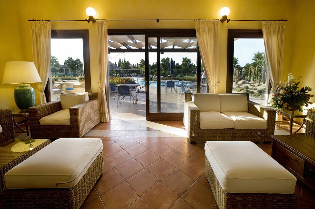 Lantana Resort Hotel&Apartments Pula Exterior foto
